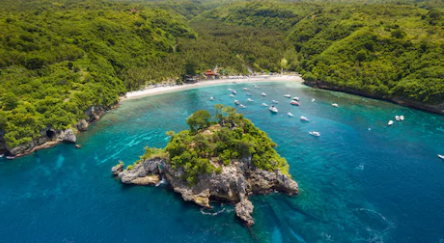 Crystal Bay Nusa Penida